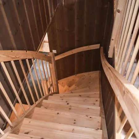 Holiday home Lovely In With Jacuzzi *