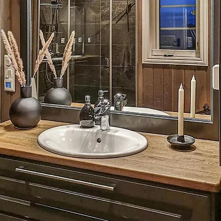 Lovely In With Jacuzzi